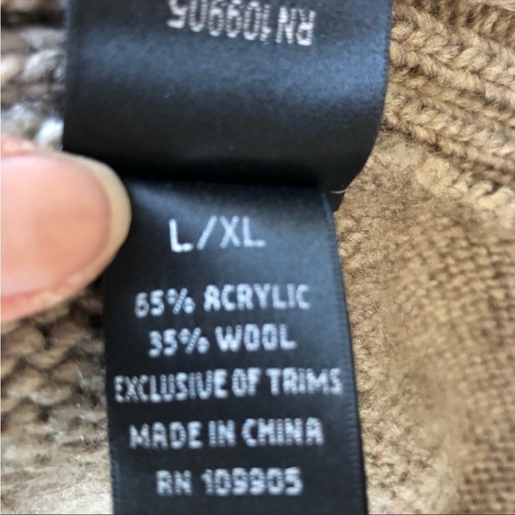 🎯HOST PICK🎯- Crochet sweater 🧶 - Picture 10 of 10